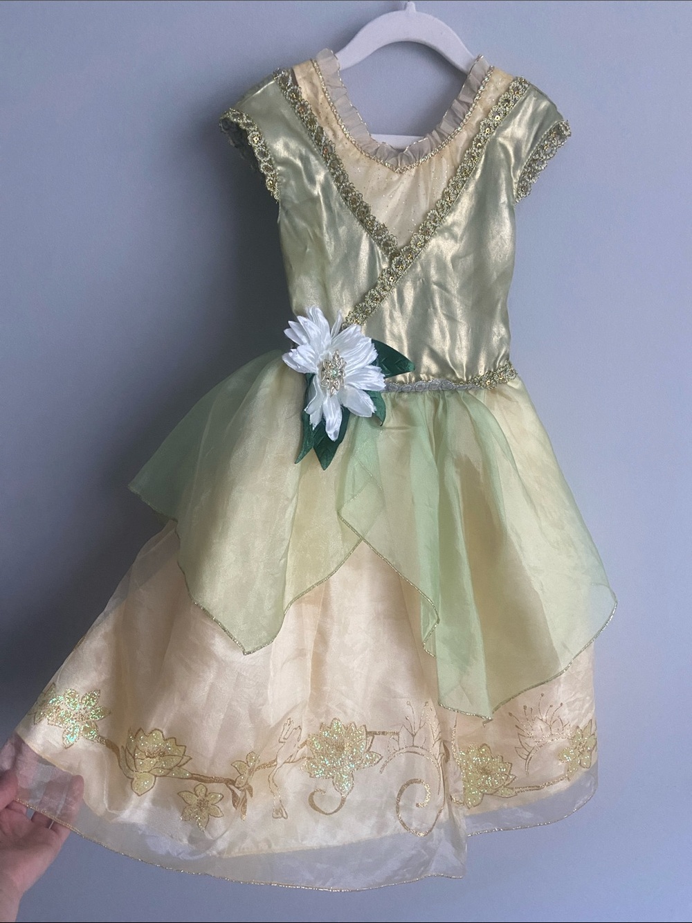 Disney Store Princess Tiana dress size 4 Princess and the frog green gold - Picture 8 of 9